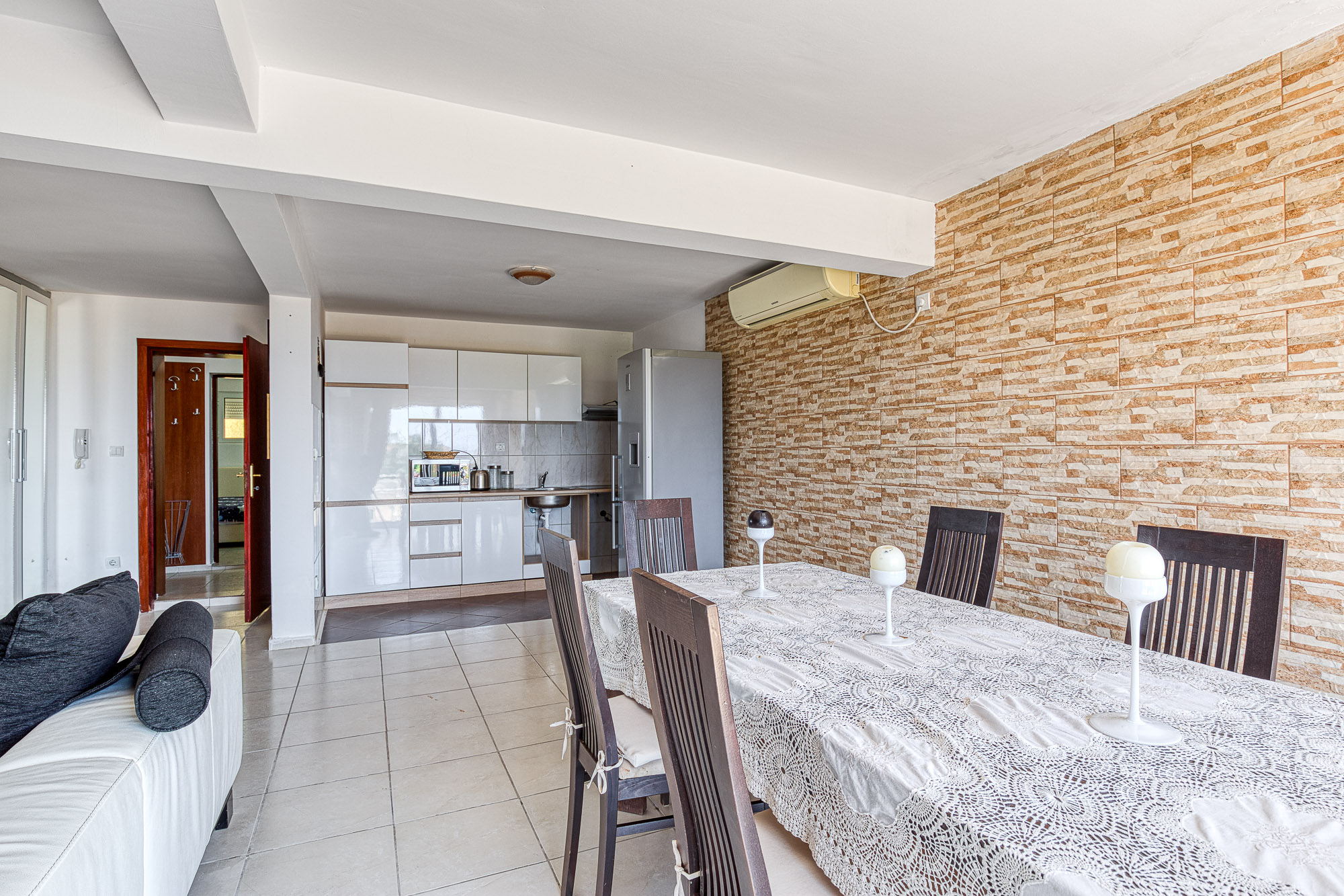 Image of Apartment - 2 Bedrooms - 1 Bathrooms for Sale in Budva-Seoce-Montenegro, Image 8